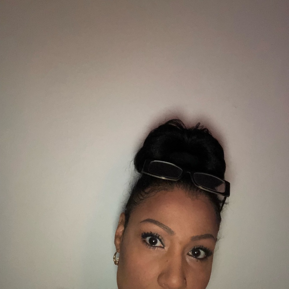 Meet your Posher, Maria